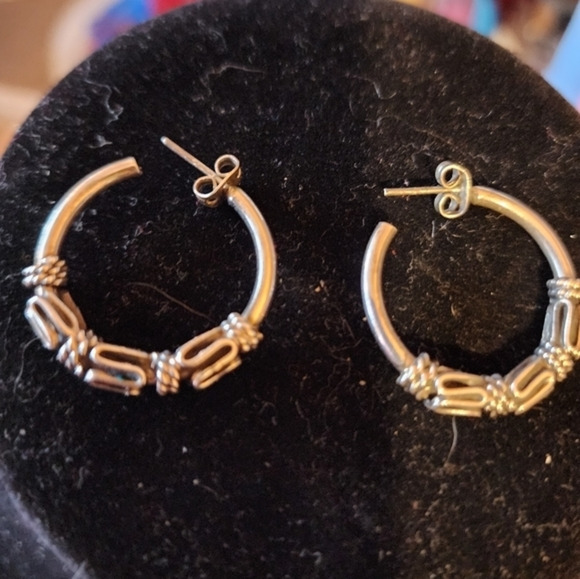 Vintage Sterling Abstract Hoops‎ - Picture 1 of 5